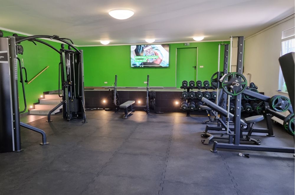 fitplus_Gruenheide_Langhantelbereich